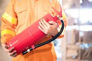 ما هو عقد صيانة الدفاع المدني